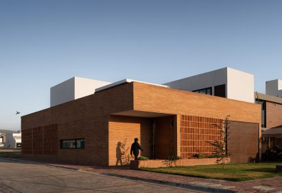 Exterior of Casa Cantellano by Omar Vergara Taller and Renata de Miguel