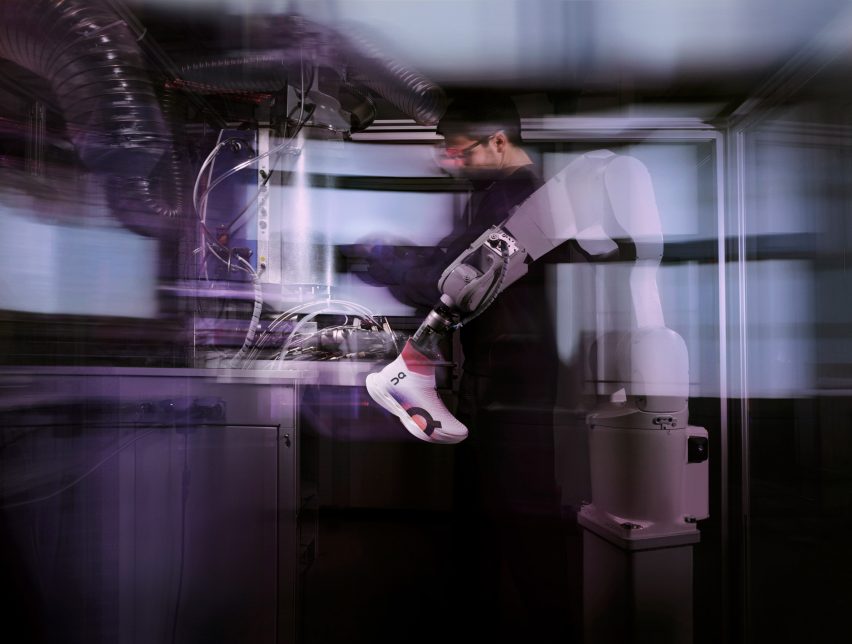 Cloudboom Strike LS by On with LightSpray upper