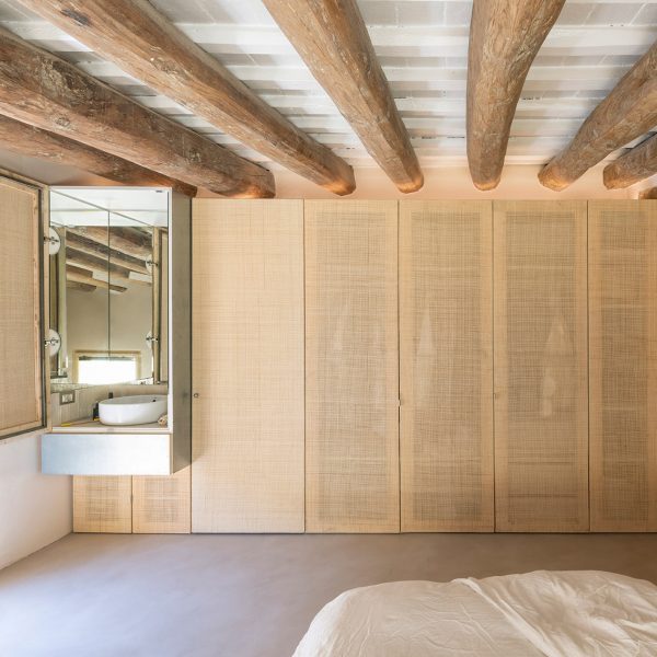 Ten interiors with exposed structural ceiling beams