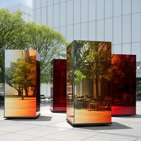 Ombre sculpture