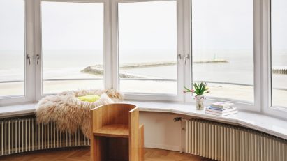 Living and dining room in Paradis Apartment