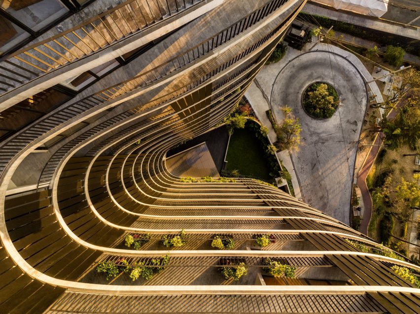 Curved terraces