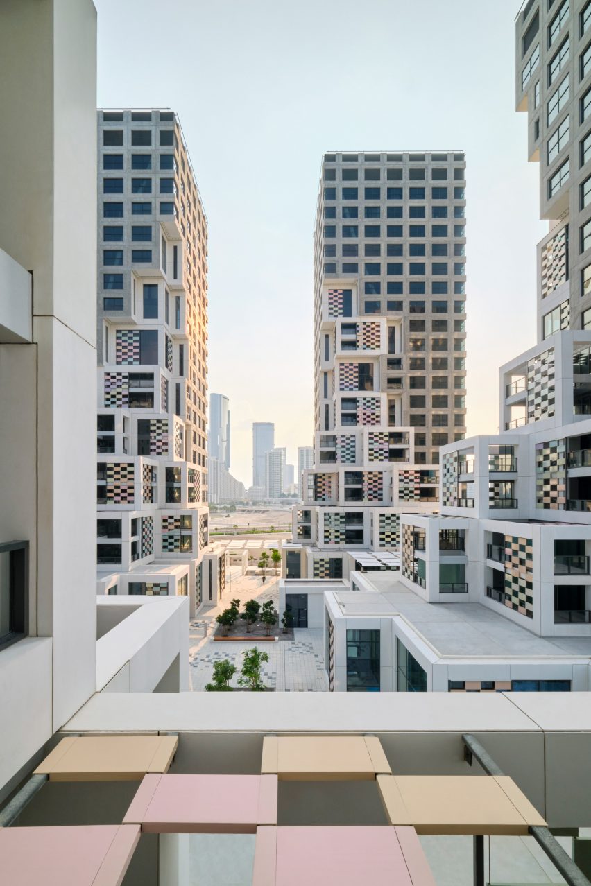 Pixel housing by MVRDV in Abu Dhabi