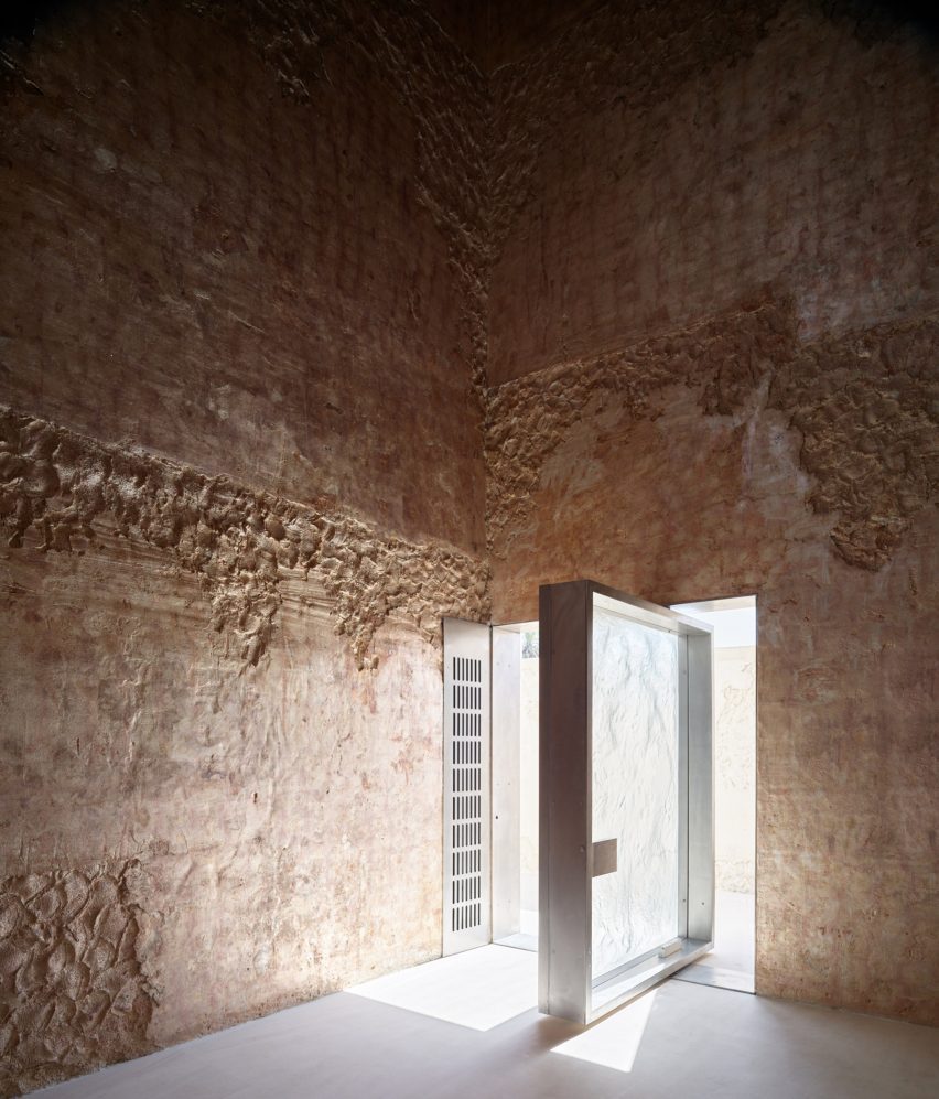 Siyadi Pearl Museum by Studio Anne Holtrop