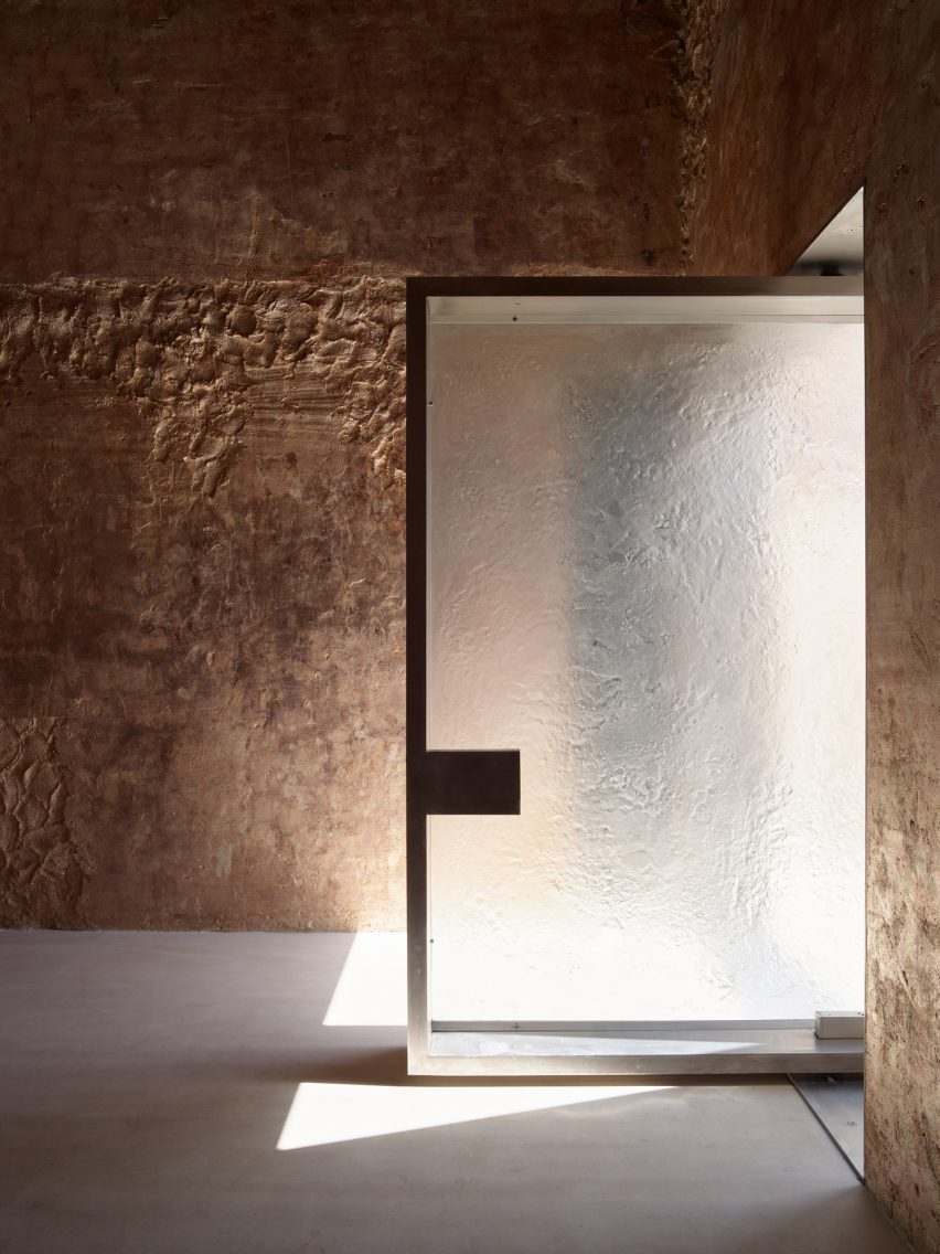 Siyadi Pearl Museum by Studio Anne Holtrop