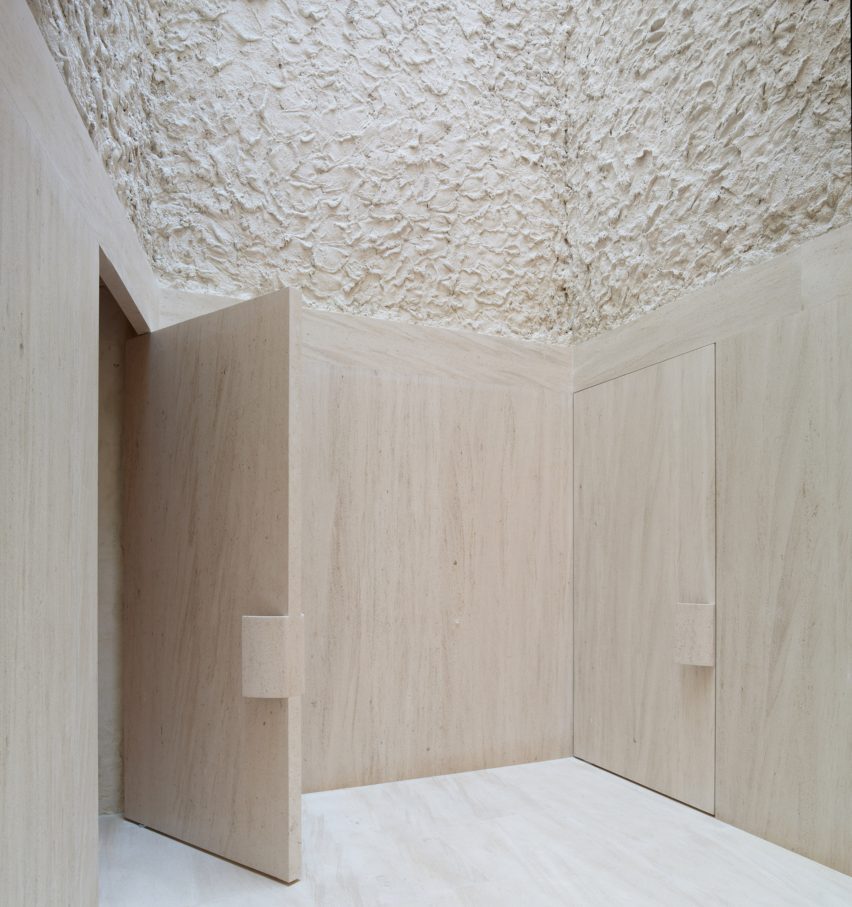 Siyadi Pearl Museum by Studio Anne Holtrop