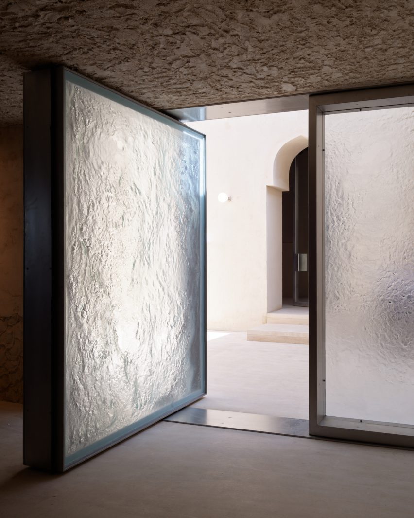 Siyadi Pearl Museum by Studio Anne Holtrop