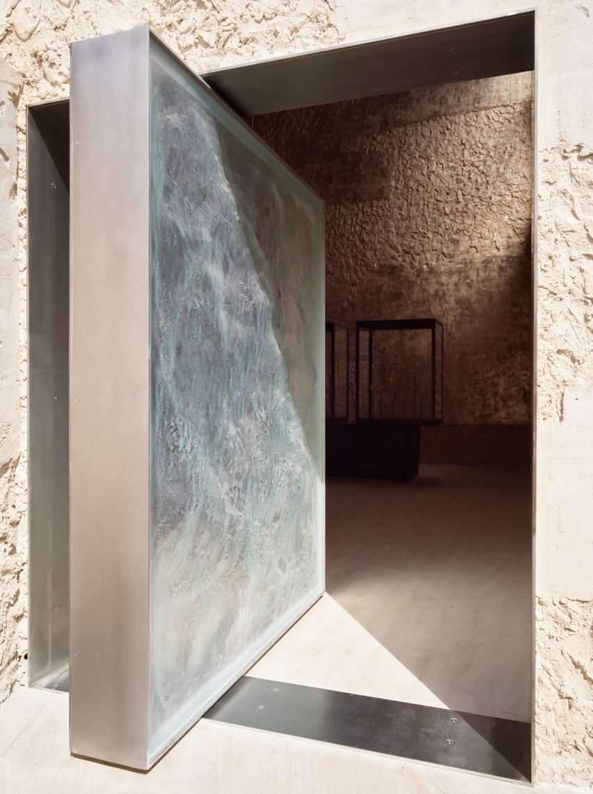 Siyadi Pearl Museum by Studio Anne Holtrop