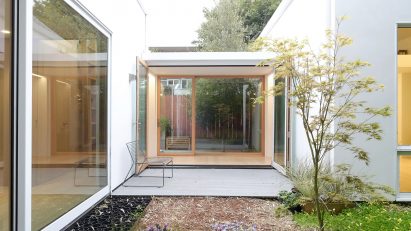 Courtyard of Evelyn ADU by 3R Studio