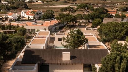 Casa da Encosta by SIA Arquitectura