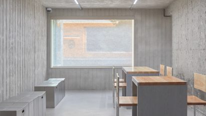 HaHouse Cafe in Seoul by Niceworkshop