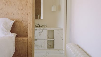 Modernised upstairs area in London house by Will Gamble Architects