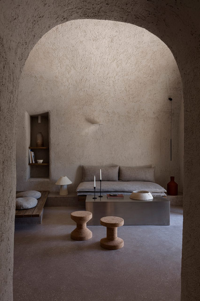 Summer House in Mesaria by Kapsimalis Architects