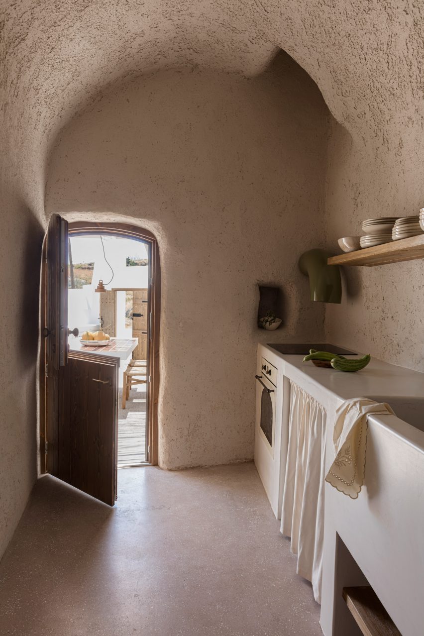 Summer House in Mesaria by Kapsimalis Architects
