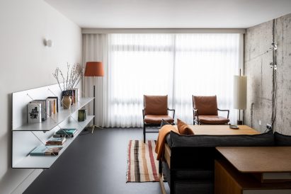 Living room in Trellick apartment by Archmongers
