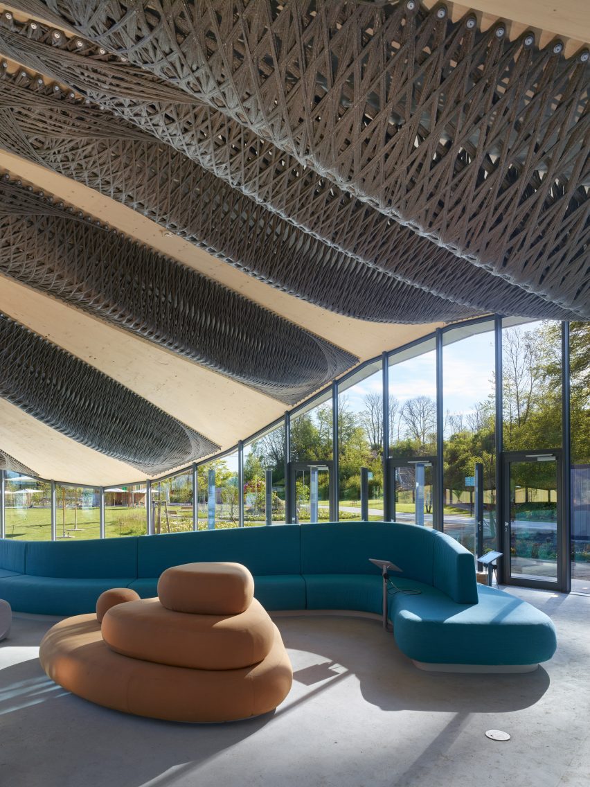 Hybrid Flax Pavilion by the University of Stuttgart