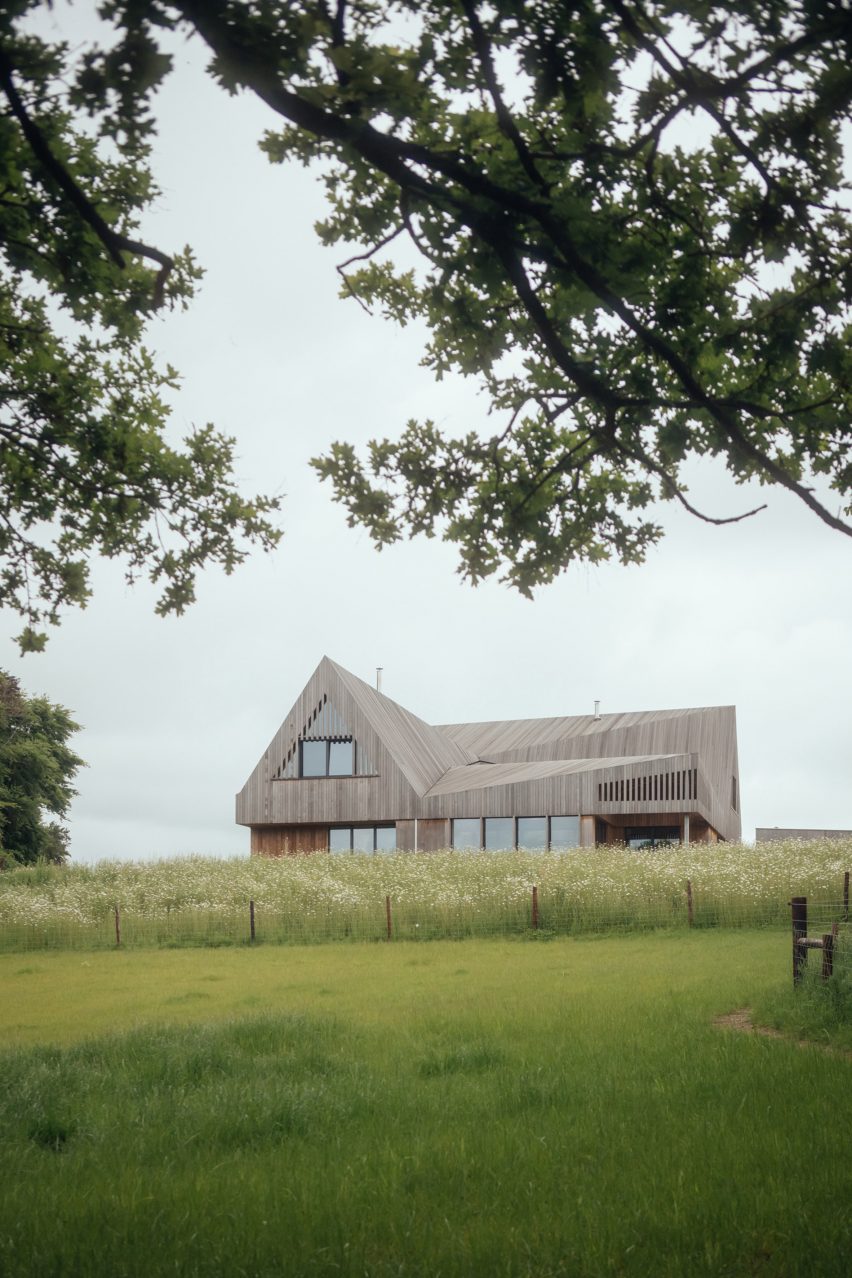 Water Farm off-grid house by Studio Bark