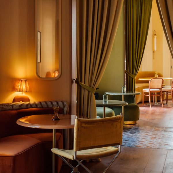 Tatjana von Stein fills Mallorcan members’ club interior with the colours of Palma