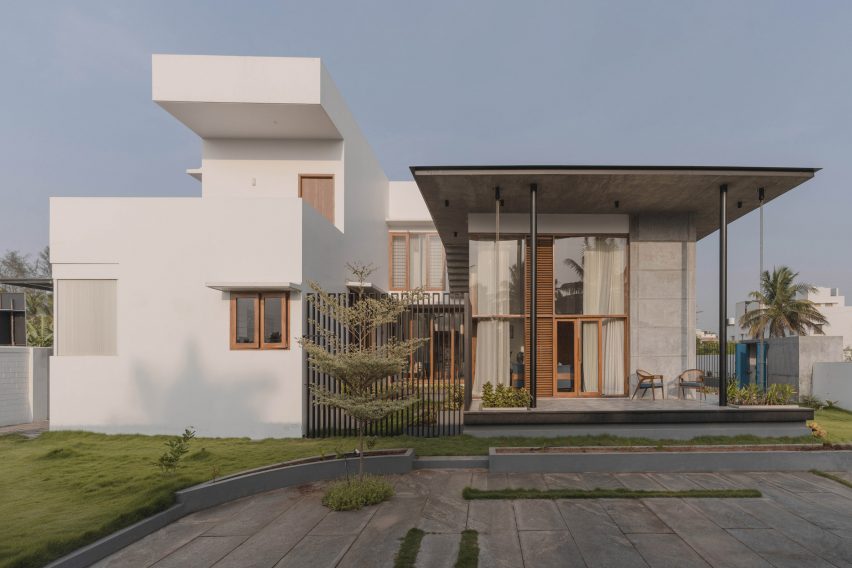 A House in the Farm by Studio MOB