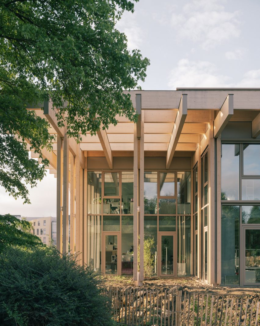 Pavilion Jardins by Atelier du Pont