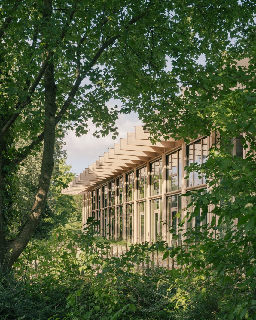 Pavilion Jardins by Atelier du Pont