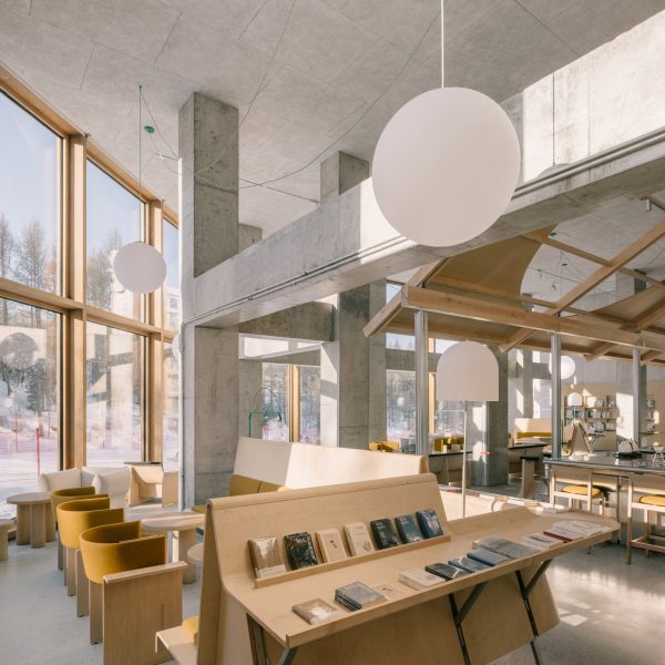 Atelier Tao+C Naive bookshop