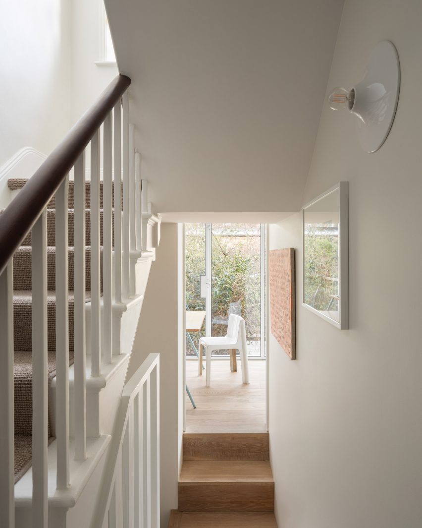 Camden Residence by EBBA Architects