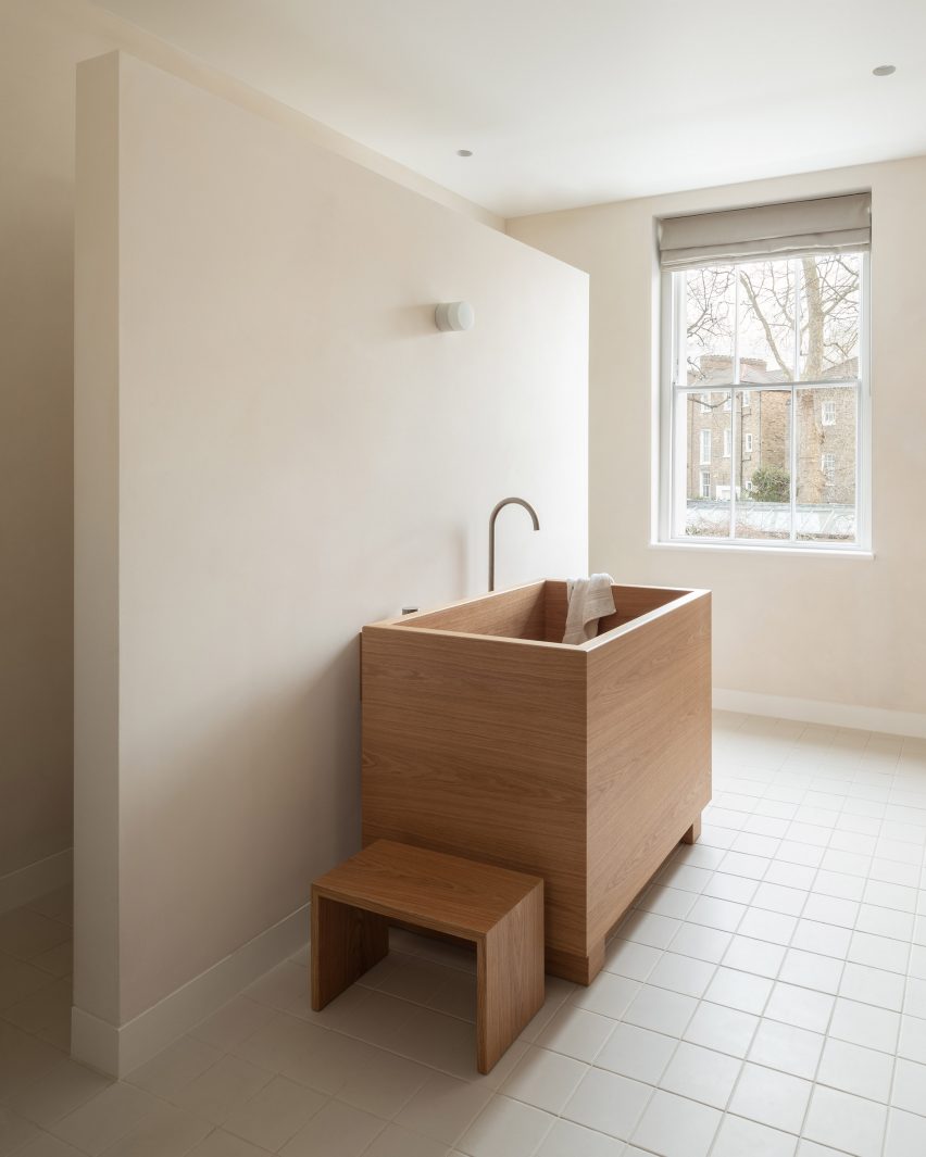 Camden Residence by EBBA Architects