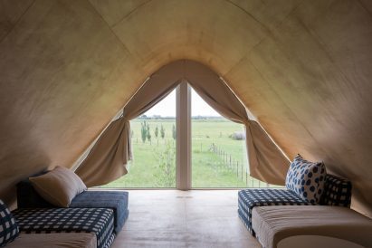 Attic of home by DUB Arquitectura