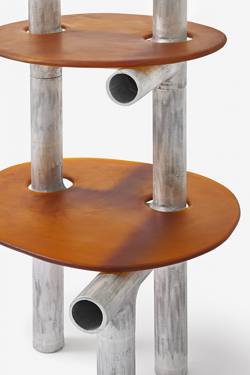 Cylinder table by Jeonghwa Seo