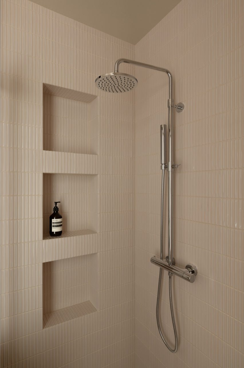 Apartment interiors in Kyiv, Ukraine by Nastia Mirzoyan.