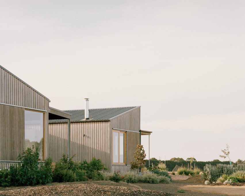 Heather's Off-Grid House by Gardiner Architects