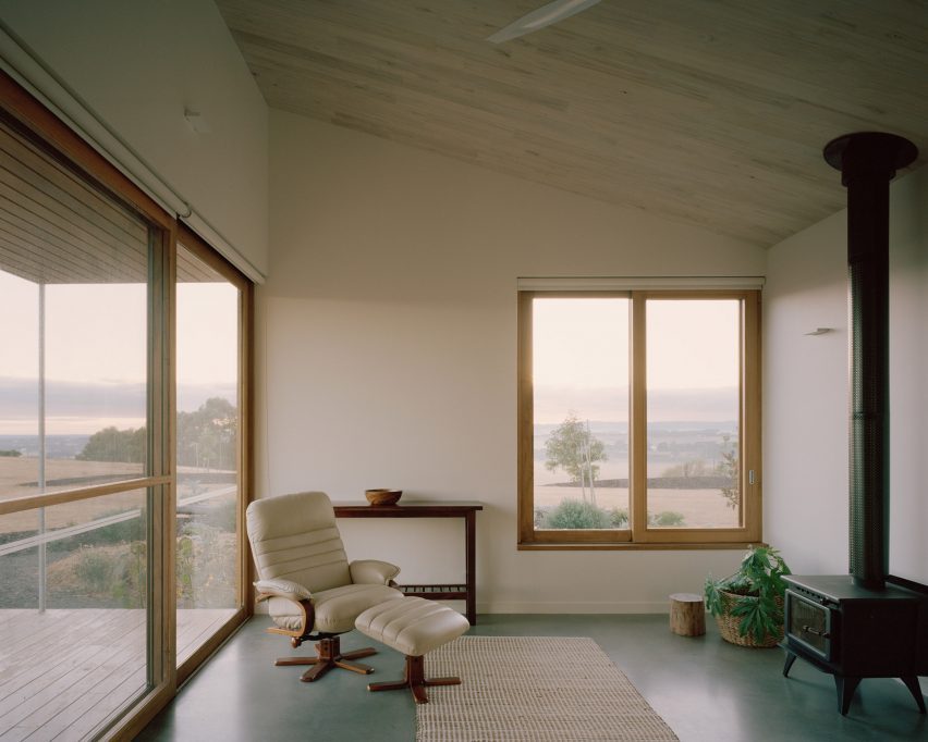 Heather's Off-Grid House by Gardiner Architects