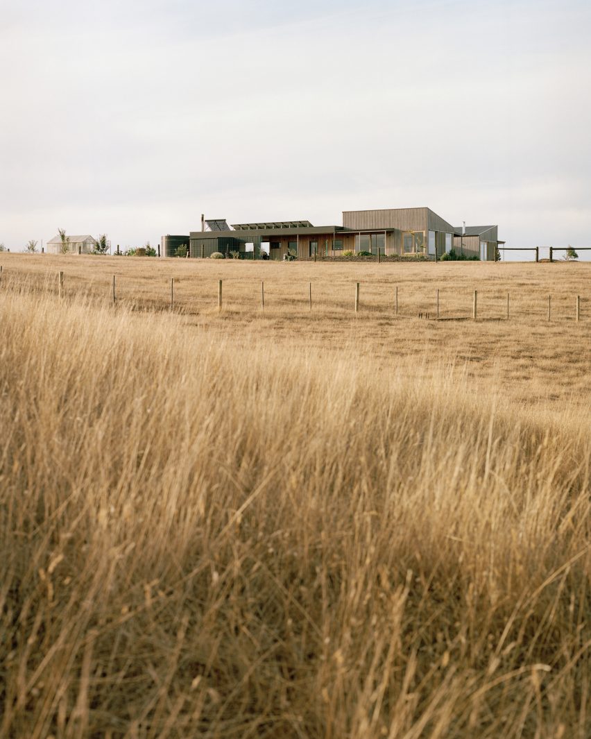 Heather's Off-Grid House by Gardiner Architects
