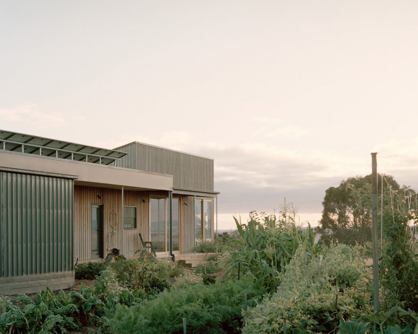 Heather's Off-Grid House by Gardiner Architects