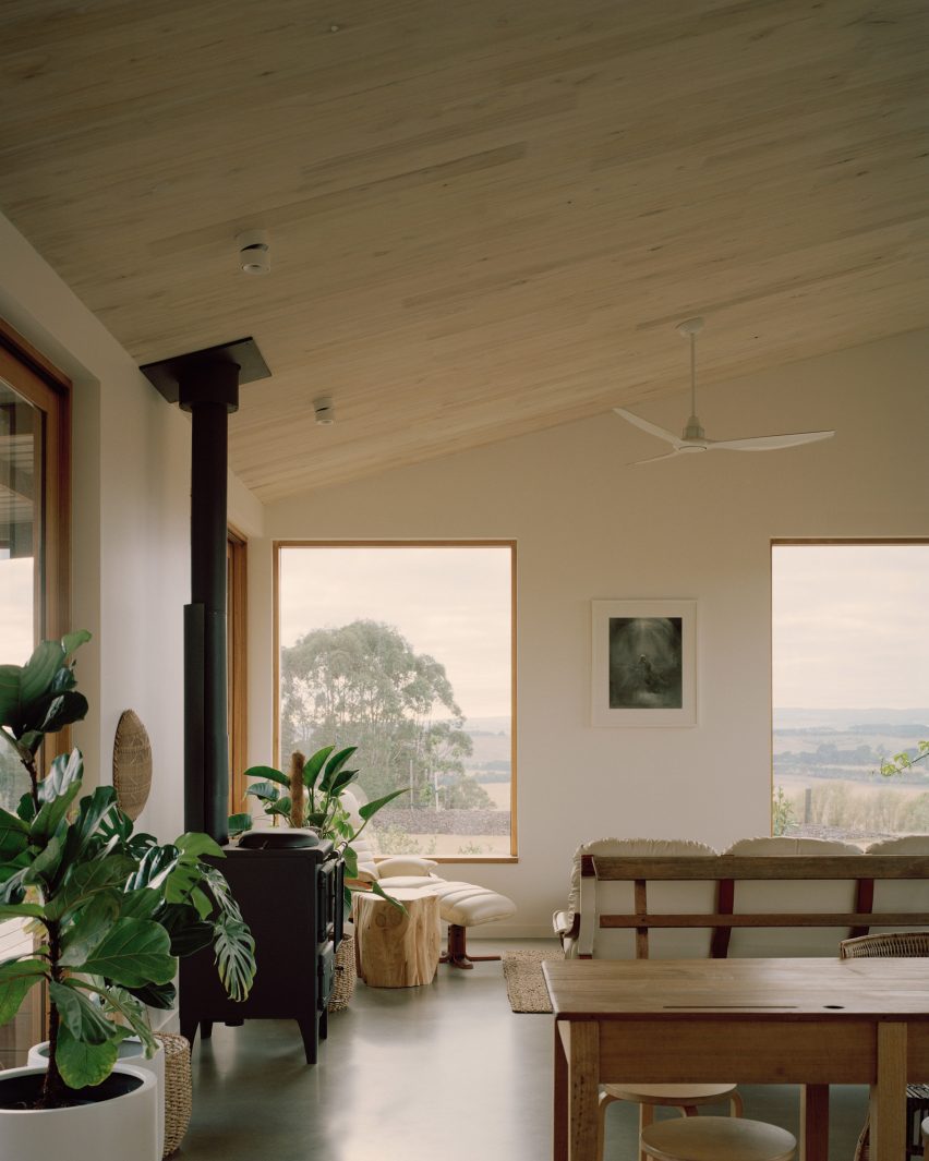 Heather's Off-Grid House by Gardiner Architects