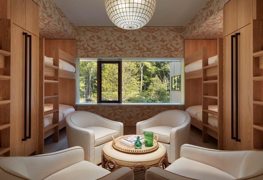 Meadow Lane Retreat by Wheeler Kearns Architects