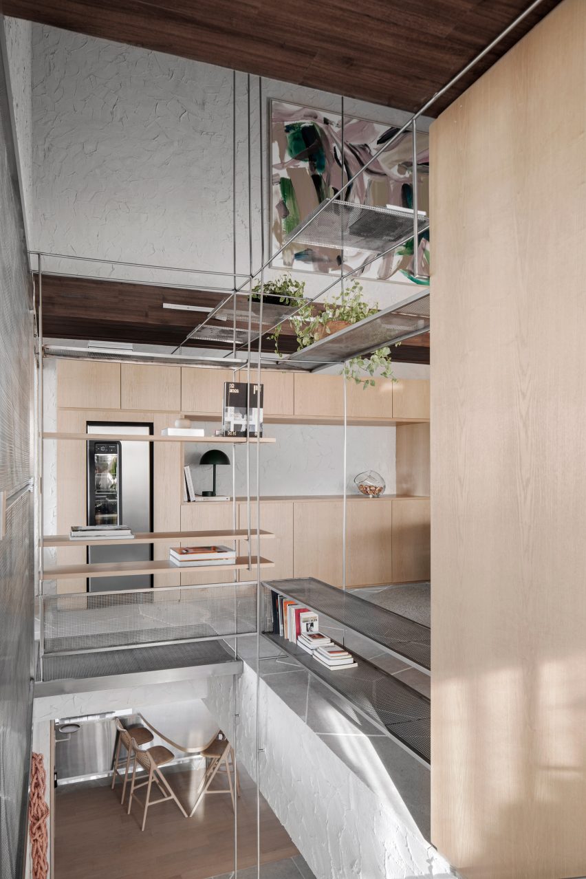 Musa Apartment by Nati Minas & Studio