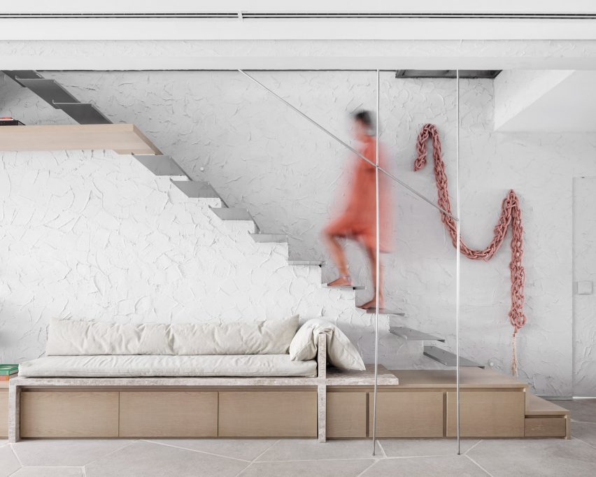 Musa Apartment by Nati Minas & Studio
