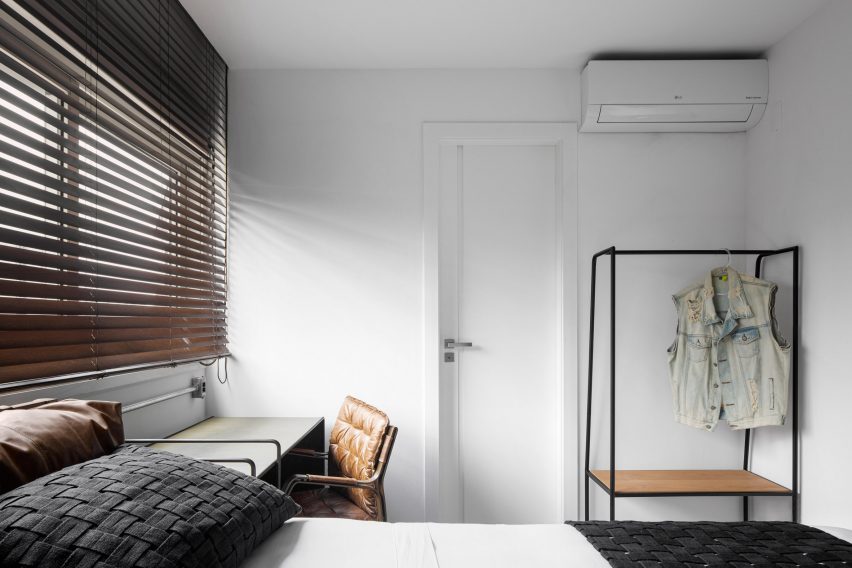 Musa Apartment by Nati Minas & Studio