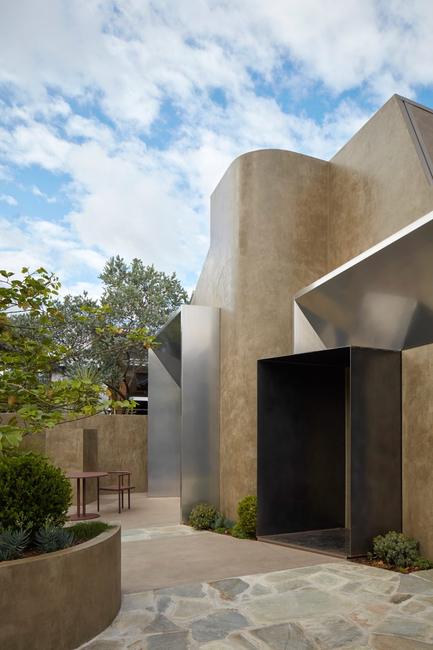 Proclamation House by State of Kin