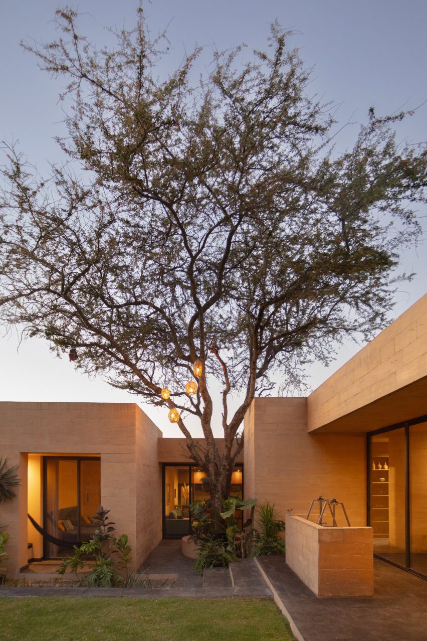 Casa LL by RA!