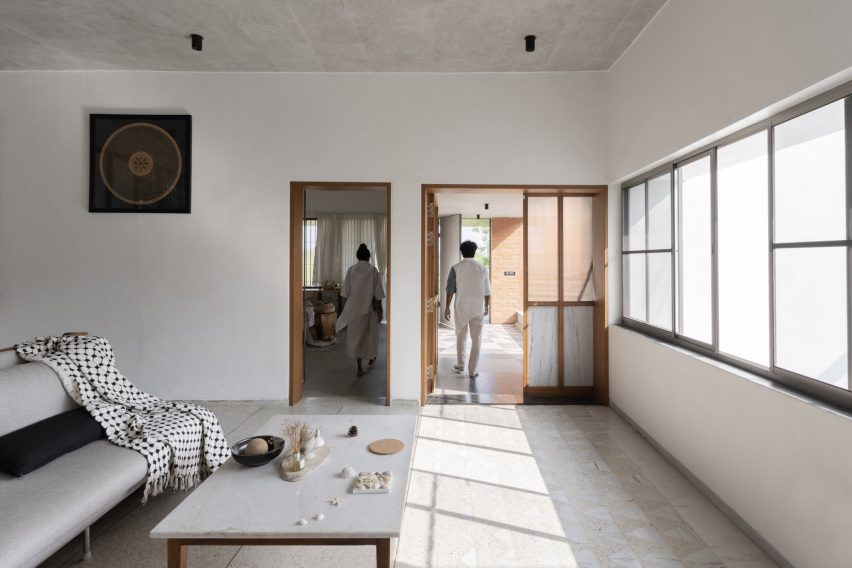 Billy O'Tea house by STOMP