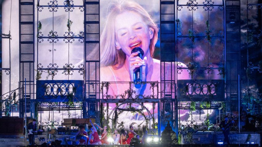 Lana Del Rey Reading festival stage by Stufish