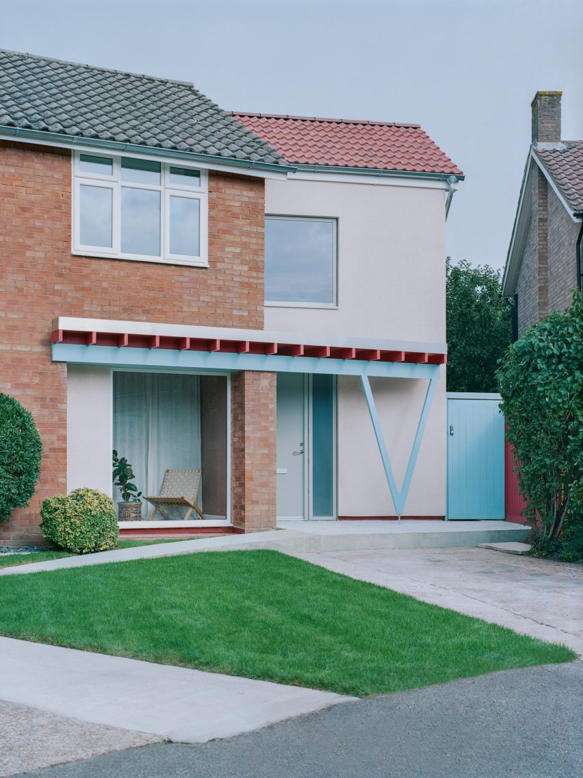 Triangle House by Artefact