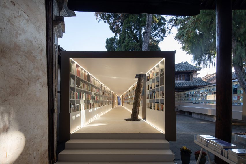 Weishan Chongzheng Academy Bookstore by Trace Architecture Office