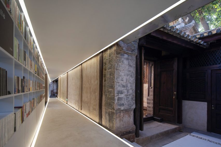 Weishan Chongzheng Academy Bookstore by Trace Architecture Office