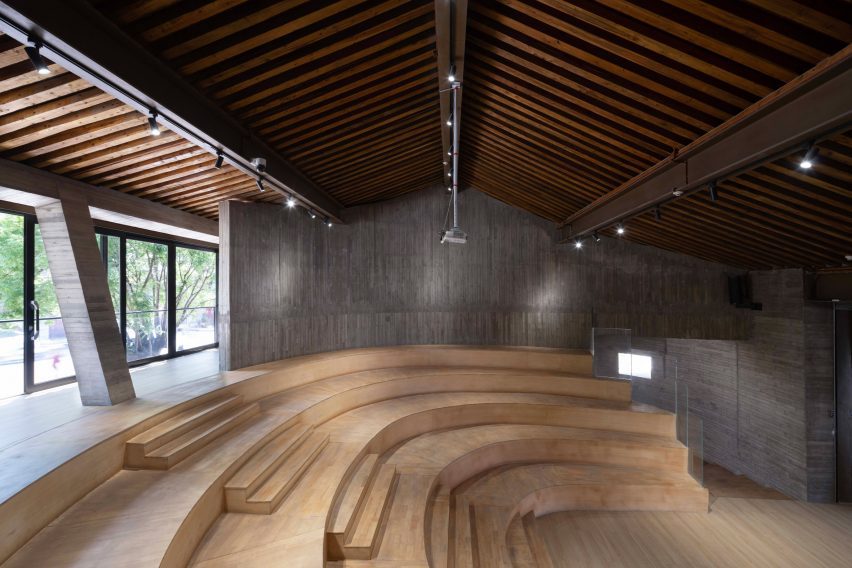 Weishan Chongzheng Academy Bookstore by Trace Architecture Office