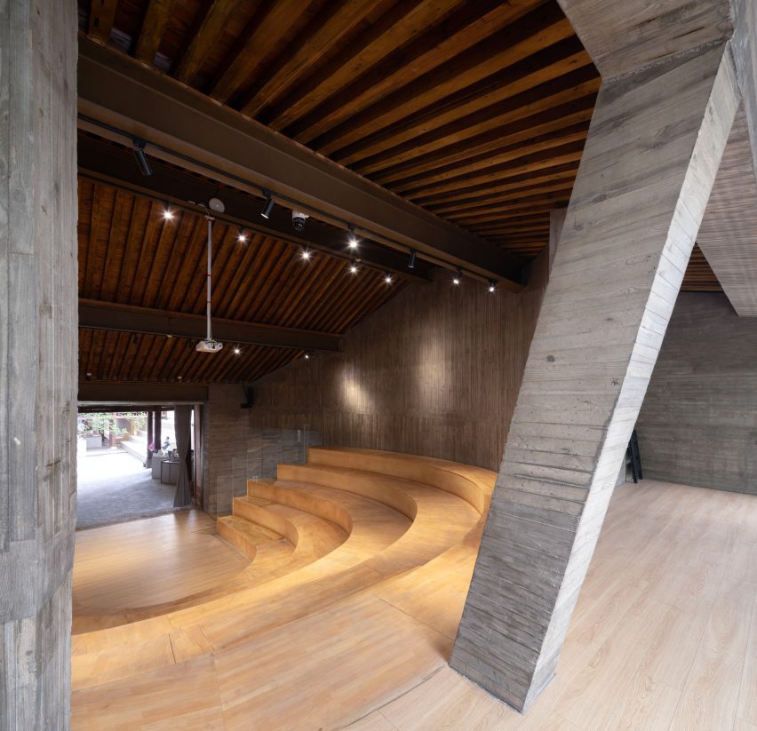 Weishan Chongzheng Academy Bookstore by Trace Architecture Office