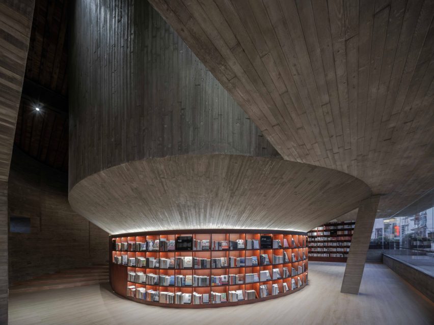 Weishan Chongzheng Academy Bookstore by Trace Architecture Office
